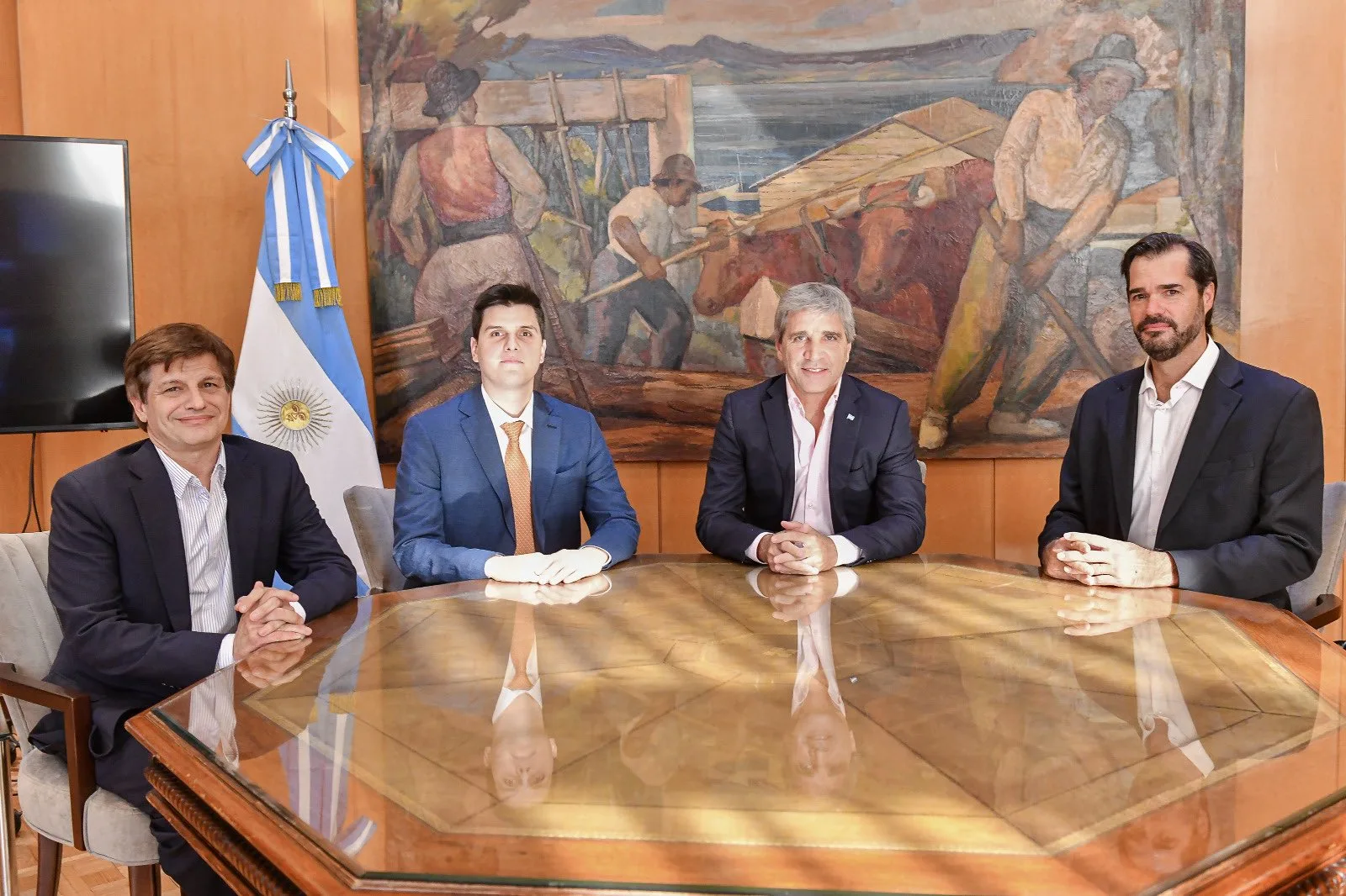 Inversión de US$1200 millones para reactor nuclear en Argentina