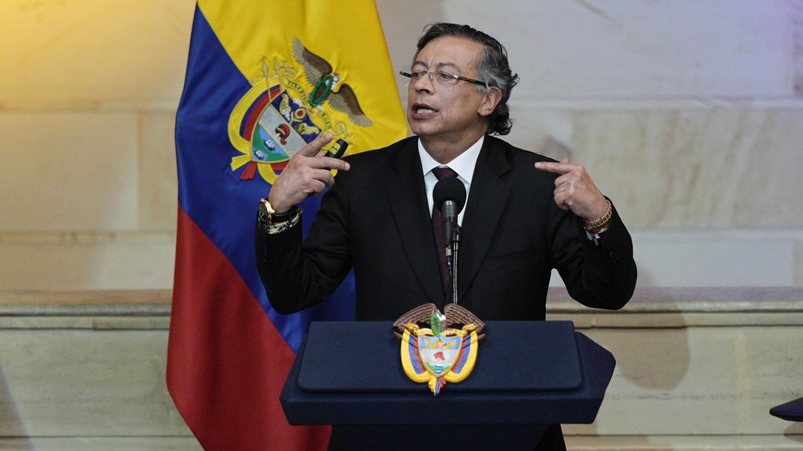 Petro presenta pruebas de fraude en elecciones presidenciales colombianas