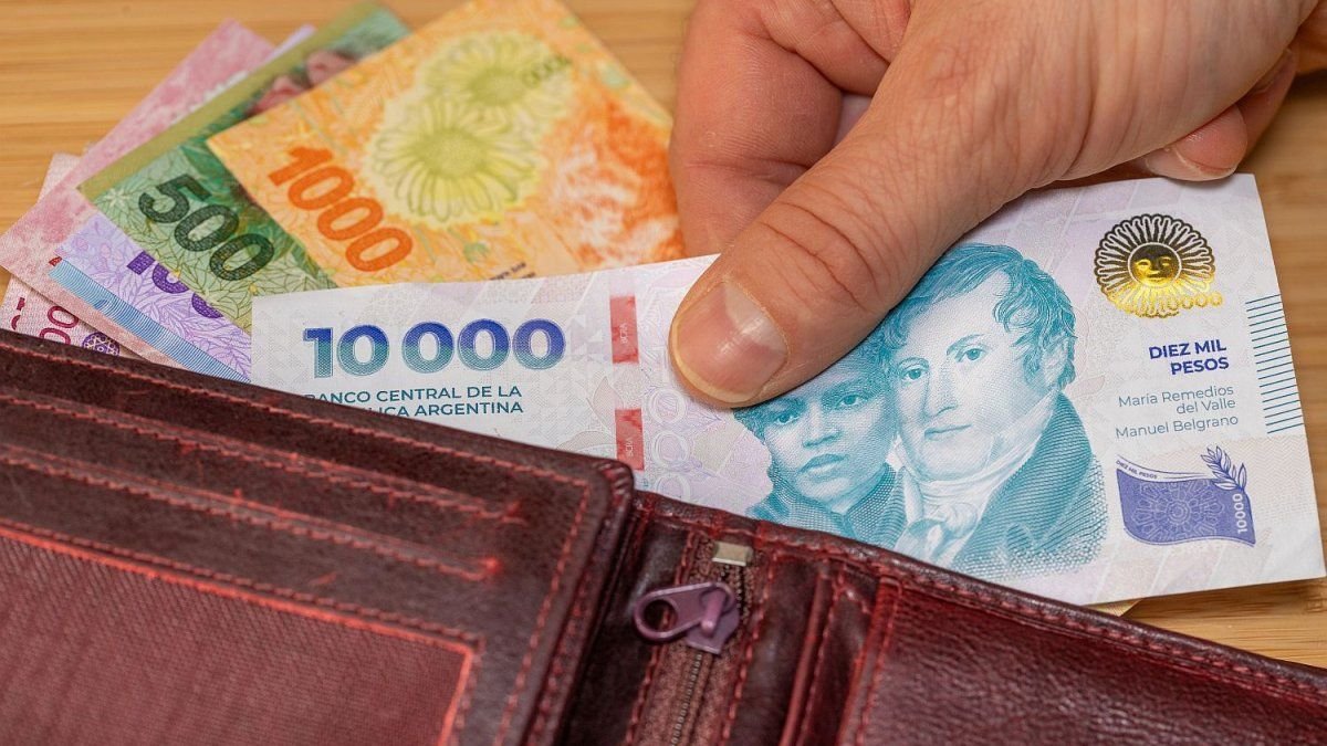 Aumentos salariales en agosto