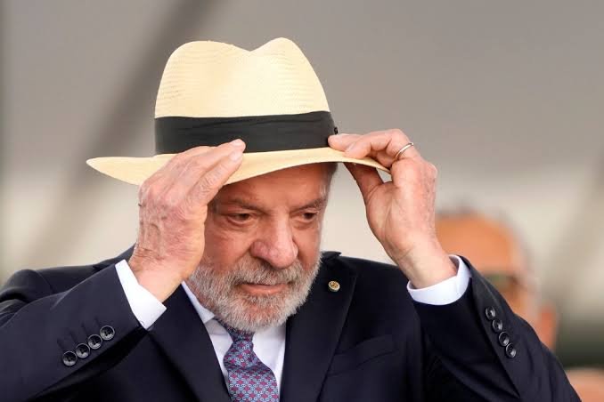 Crisis en Brasil: Lula suspende Discord a pedido de su esposa y desata el enojo de brasileños