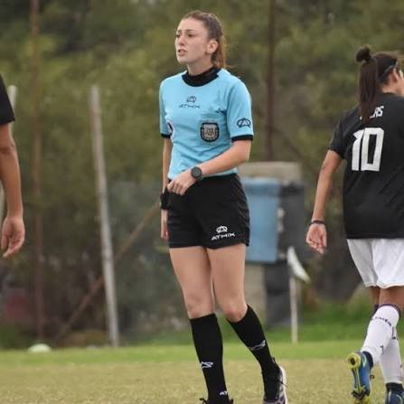 Histórico: Ariadna Palacios será la primera mujer en arbitrar en la Primera B Metropolitana